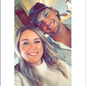 Meet your Posher, Kelsie